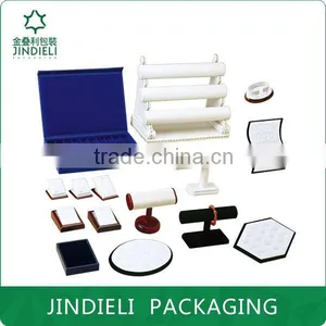 Different Kinds of Fancy Jewelry Display Set for Woman thumbnail-1