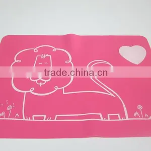Custom Silicone Baby Placemat One-piece Silicone Placemat thumbnail-5