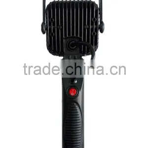 Factory Direct Offer High Quality Auto LED Light IP68 Waterproof 15W Rechargeable Portable LED Work Light thumbnail-3