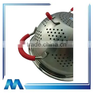 Good Quality Stainless Steel Colander With Handle thumbnail-3