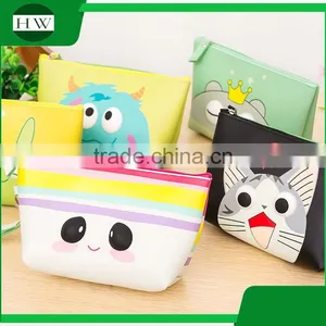 Promotional Gifts PU Material Mini Portable Cartoon Shaped Cosmetic Makeup Bag Set thumbnail-2