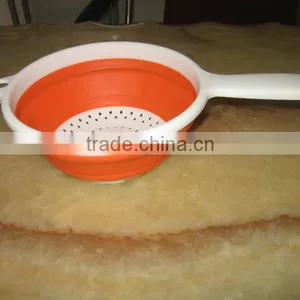 Plastic Folding Colander thumbnail-1