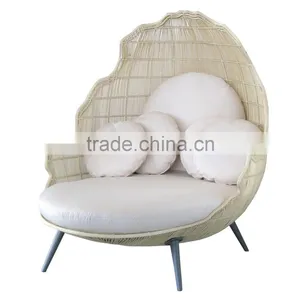 Nice Wicker Sofa Chair thumbnail-2