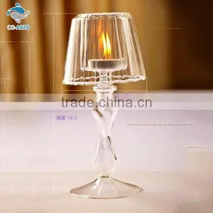 Wholesale Delicated Home Decoration Clear Crystal Glass Candelabra thumbnail-1