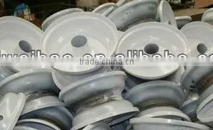 Metal Hub for Wheelbarrow Wheels thumbnail-1