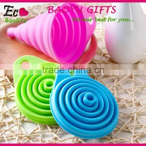 Hot Selling Colorful Silicone Foldable Funnel Rubber Foldable Funnel thumbnail-1