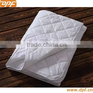 Medical Waterproof Quilt Mattress Cover thumbnail-1