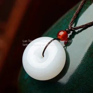 Diayam Natural Xinjiang Kunlun Jade Jade Buckle Jade Lovers Couple Jade Fall White Jade thumbnail-4