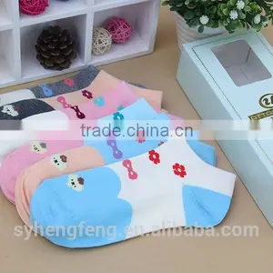 2016 Hot Wholesale New Style Cute Socks Women Socks thumbnail-3