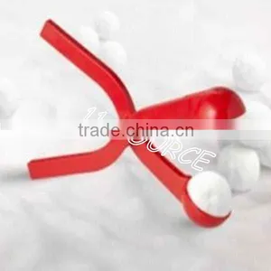 Plastic Snowball Maker thumbnail-2