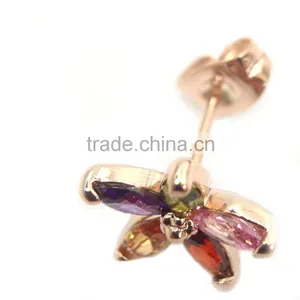 2016 Fashion 18K Gold Plated Classic Flower Design Earring thumbnail-2