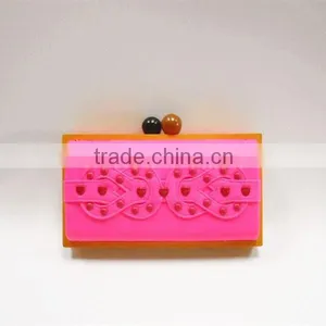 Kiss Lock Wooden Hardcase Ladies Phone Clutches in Pink thumbnail-1