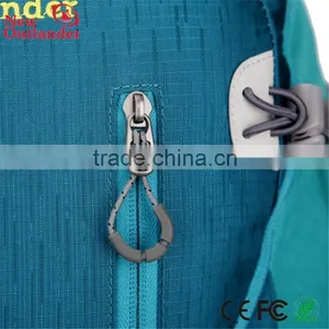 Outlander Durable Light Weight Nylon Travel Bag thumbnail-5