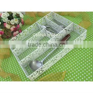 Metal Dishware Basket thumbnail-1