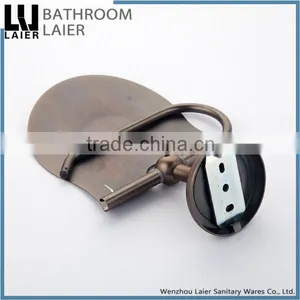Customized Popular Unique Design Zinc Alloy Antique Copper Finishing Bathroom Sanitary Items Wall Mounted Toilet Paper Holder thumbnail-5
