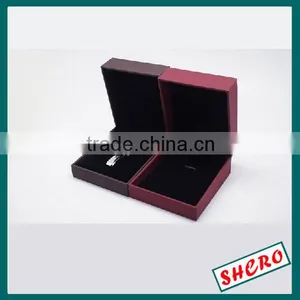 Fashion Small Red Paperboard Jewelry Box thumbnail-4