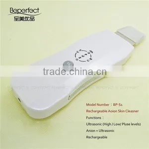 Handheld 28khz Ultrasonic Skin Scrubber Equipment thumbnail-4