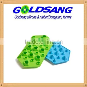 Eco-friendly Creative Silicone Diamond Ice Cube Tray thumbnail-3