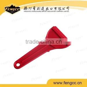 New Design Professional Convenient Plastic Ice Scrapers thumbnail-1