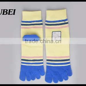 Wholesale Socks Custom Toe Socks for Men thumbnail-3