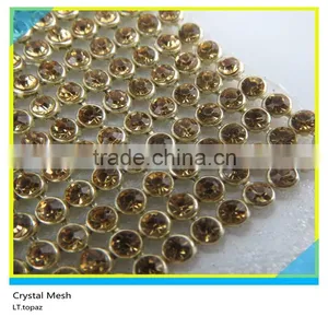 Hot Fix Rhinestone Mesh Roll Ss10 3mm LT.Topaz Crystal Gold Base thumbnail-1