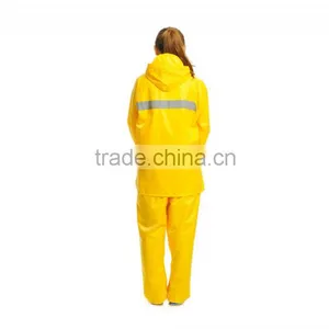 YANLI 100%waterproof,high Quality Yellow Pvc Vinyl Raincoat thumbnail-4