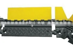 High Capacity Rubber Cable Ramps & Protectors thumbnail-1