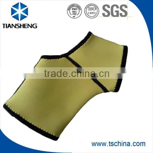 Waterproof and Elastic Neoprene Ankle Protector thumbnail-1