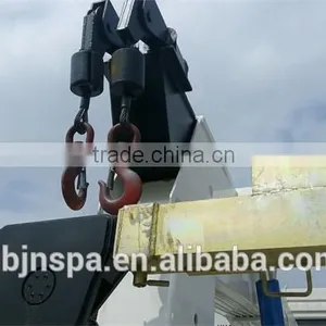 China Heavy Duty Rotator Tow Truck thumbnail-6