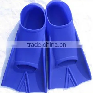 Silicone Swimming Fins thumbnail-1