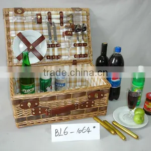 Wricker Picnic Basket thumbnail-1