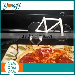 Great Decoration and Gift Stainless Steel Pizza Wheels With Display Stand thumbnail-4