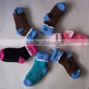 Girls Gender and Adults Age Group Ankle Fuzzy Sock thumbnail-1
