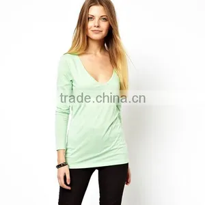 Bulk V-neck Elongated t Shirt Women thumbnail-1