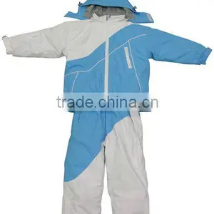 Warmth and Breathable and Water Proof PTFE Ski Suit With Hat thumbnail-1