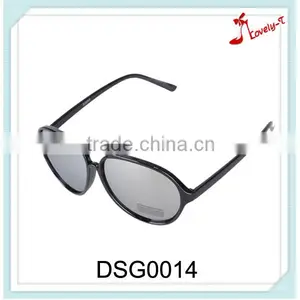Factory Promotional Cheap Price Fashion Hot Sunglass With Your Logo thumbnail-1