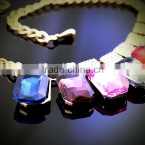 Luxury Colorful Crystal Pendant Bracelet Shinning Rhinestone Gold Bracelets thumbnail-4
