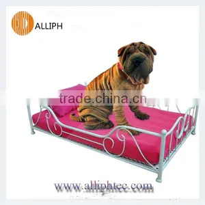 Pet Supply Dog and Cat Bed thumbnail-1