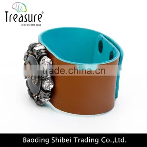 Wide Leather Bangle With Delicate Rhinestone Watch Shape Charm Bangle Jewelry for Unisex New Design in 2016 thumbnail-6