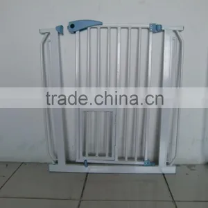 2015 BSG03 ABS +SS Material With Small Door for Your Pet Keep Your Baby Safe and Pet Comfortable Pass En1930 Certs Pet Gate thumbnail-3