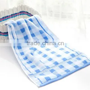 Colored Check Combed Cotton Face Towel thumbnail-4