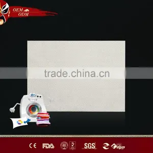 Disposable Color Absorbing Cloth/Color Grabber Sheet thumbnail-2