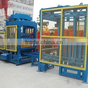 2015 Best Quality Hydraluic Blokc Machine QT4-18 Kerb Stone Brick Making Machine Price thumbnail-3