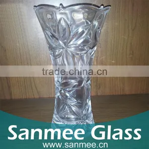 High Quality Flower Embossed Crystal Glass Vases thumbnail-1