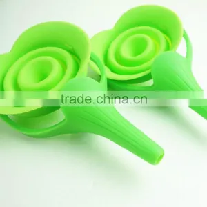 16126 Silicone Folding Funnel With pp Handle thumbnail-2