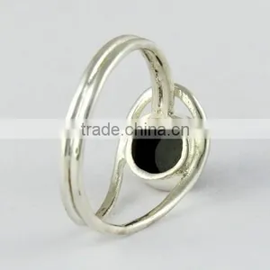 Aura Of Beauty Black Onyx Ring, Gemstone Silver Jewellery, Online Silver Jewellery thumbnail-2