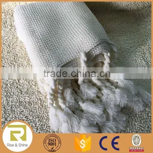 Wholesale 100% Acrylic Heavy Waffle Knit Thick Fringed White Throw Blanket thumbnail-1