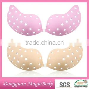 Hot Women Nude Sexy Invisible Silicone Free Strapless Bra thumbnail-4