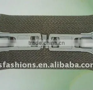 10# Plastic Steel Biswitch Zipper thumbnail-1