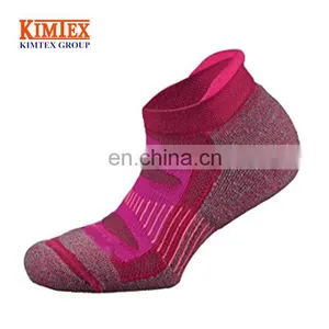 Hot Sale Show Athletic Running Socks for Men and Women thumbnail-1